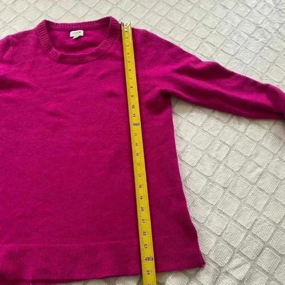 J Crew Hot Pink Wool Knit Crew Neck Womens Sweater sz M - Picture 10 of 11